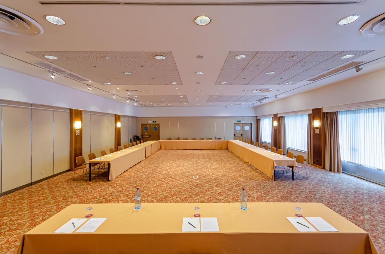 Hotel Roma Lisbon Bagian luar foto