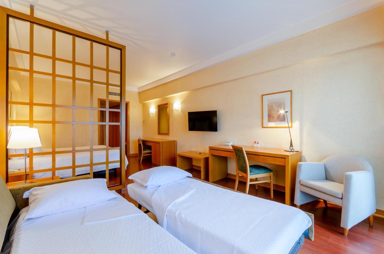 Hotel Roma Lisbon Bagian luar foto