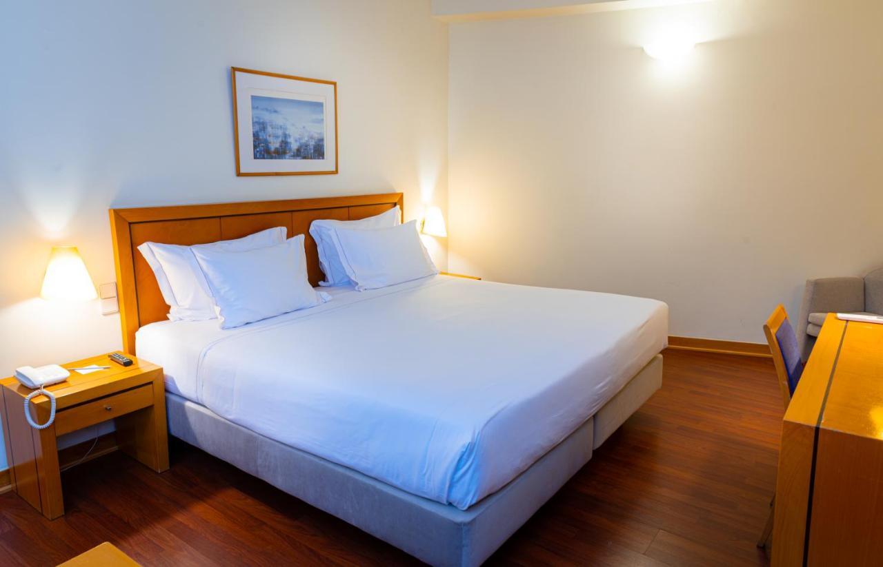 Hotel Roma Lisbon Bagian luar foto