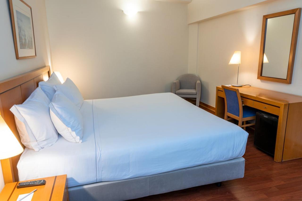 Hotel Roma Lisbon Bagian luar foto