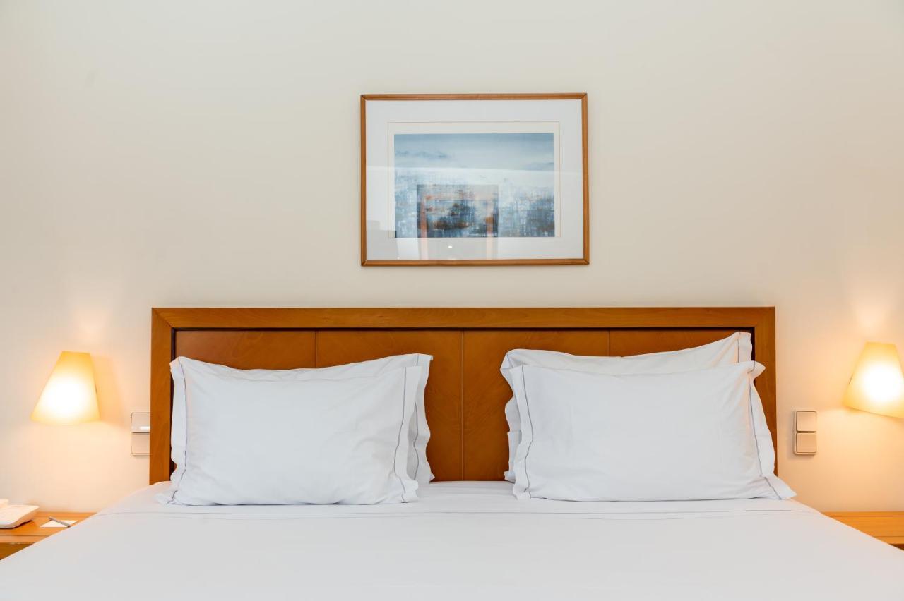 Hotel Roma Lisbon Bagian luar foto