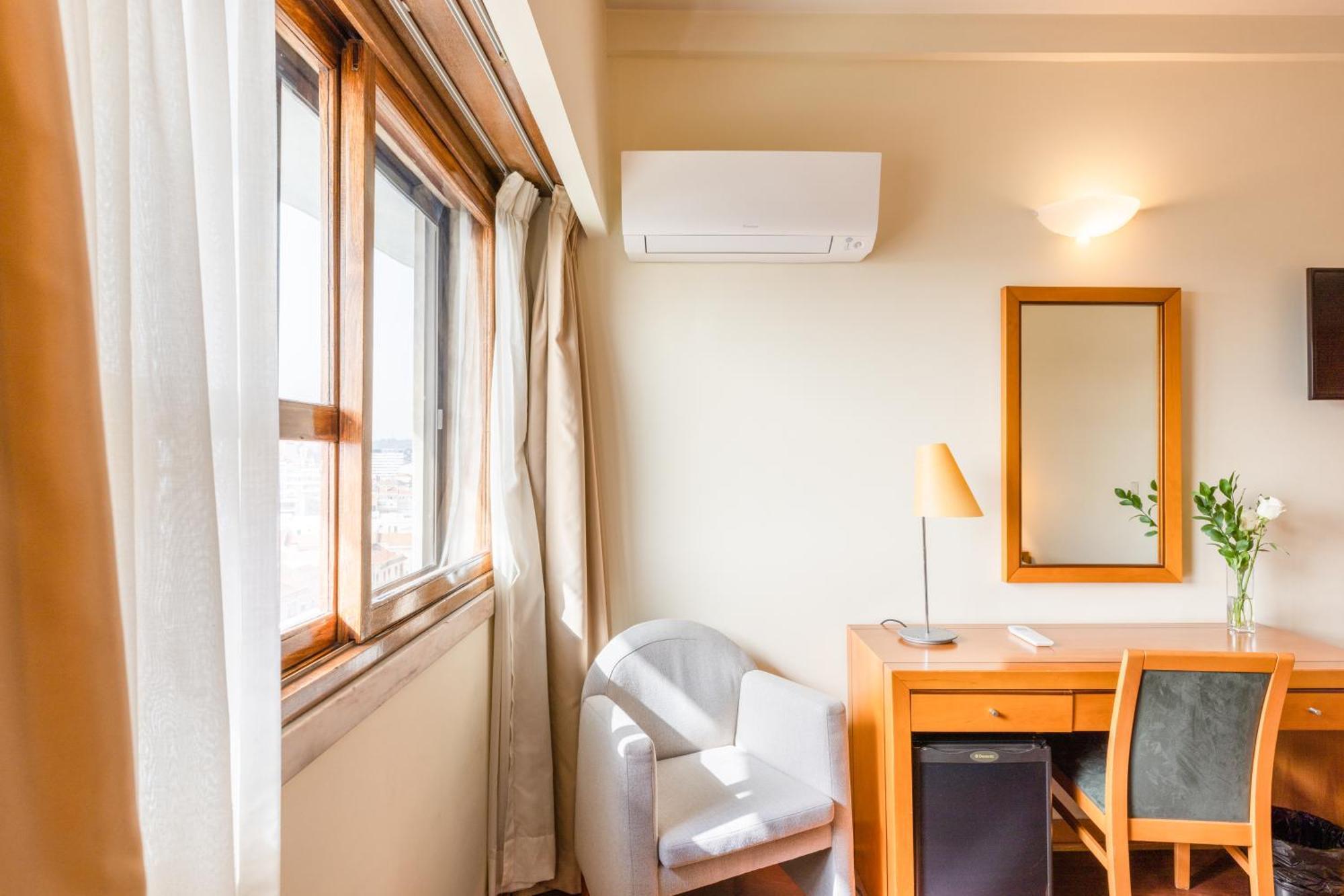 Hotel Roma Lisbon Bagian luar foto